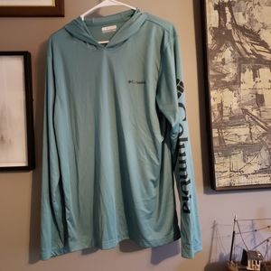 Columbia mens medium sun shirt hooded.